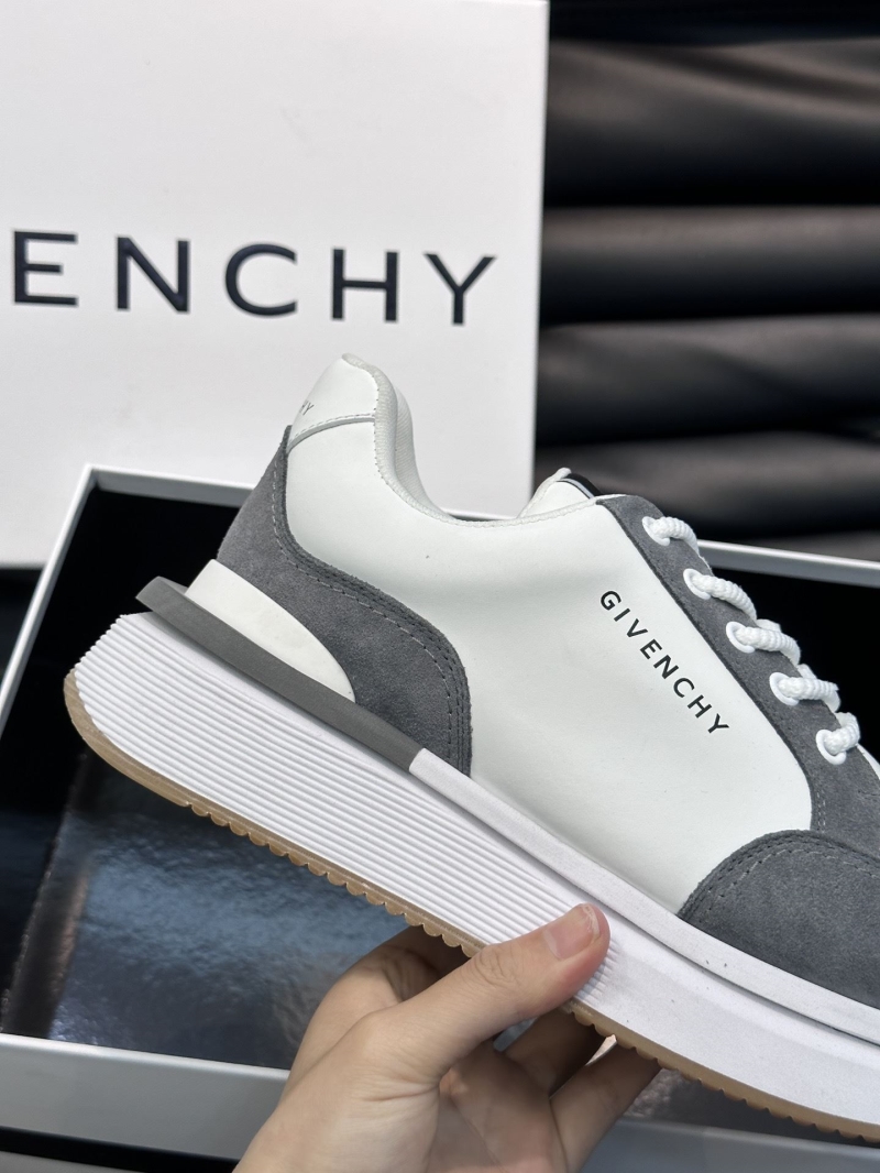 Givenchy Sneakers